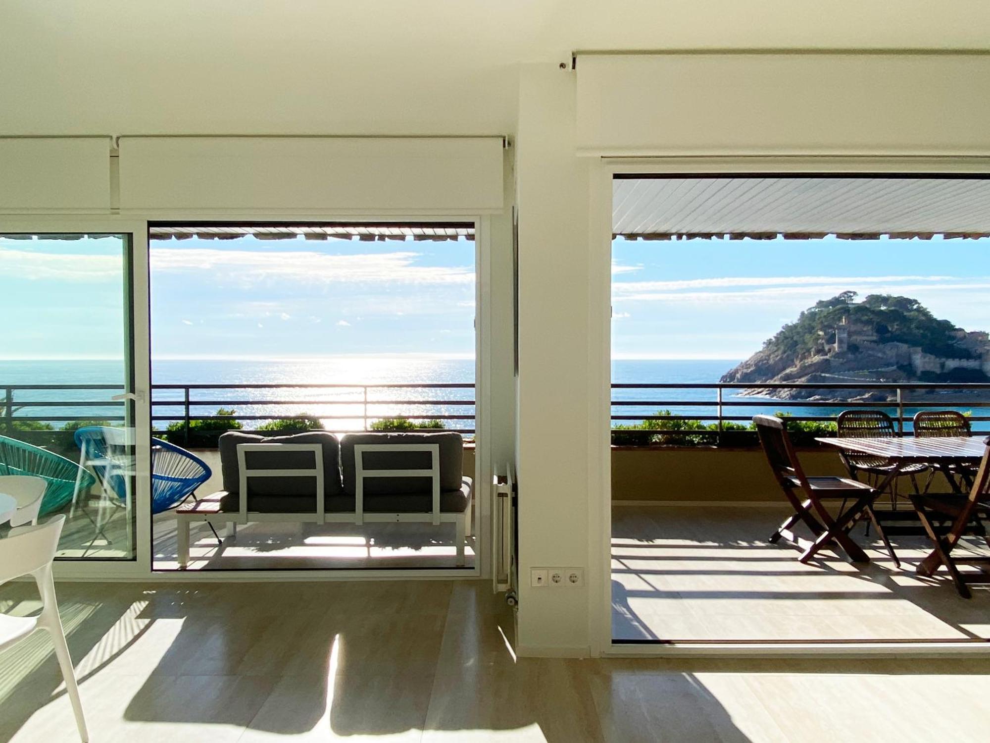 Magnificent Apartment At The Sea Front Of Tossa De Mar Luaran gambar