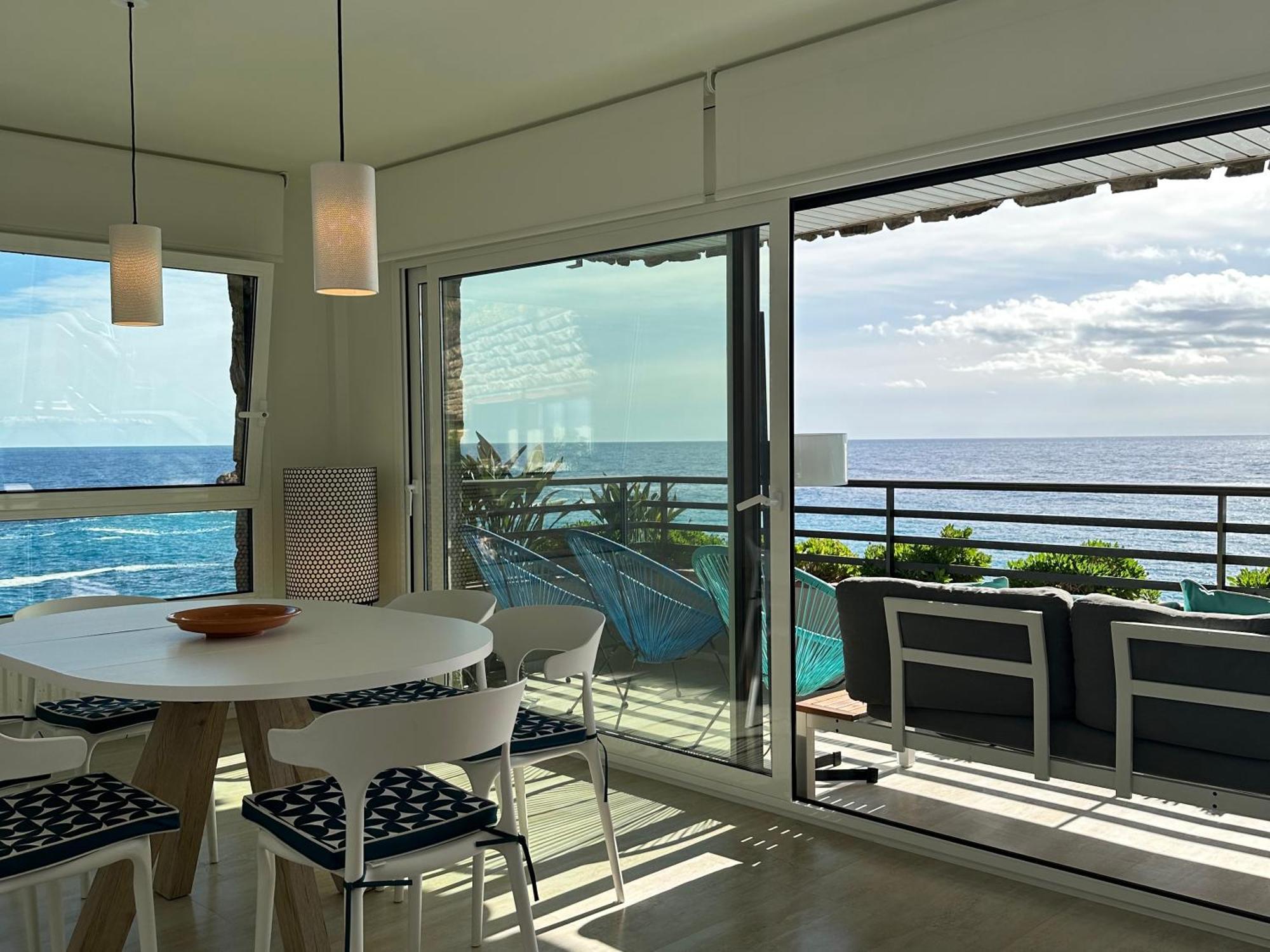 Magnificent Apartment At The Sea Front Of Tossa De Mar Luaran gambar